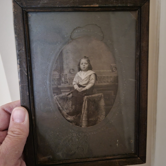 Antique Vintage Framed Child Portrait ~ Cleveland, OH ~ Gallery Wall ~ See Notes - Picture 2 of 16